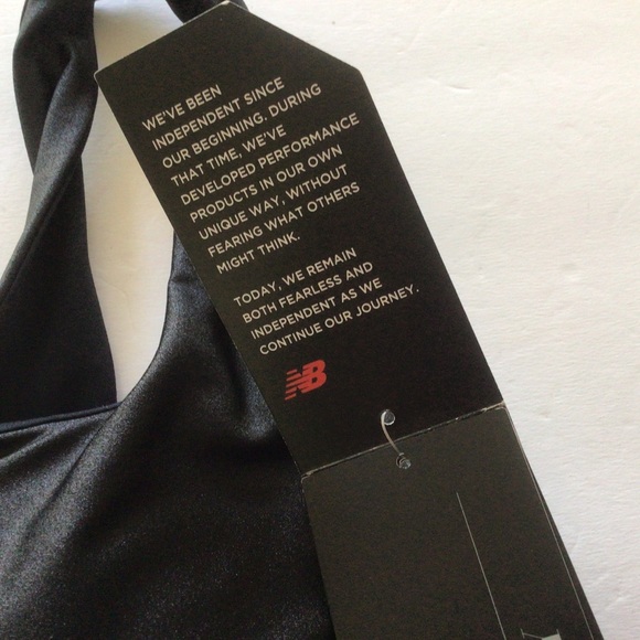 NEW BALANCE SYD COLLECTION BLACK STUDDED SPORTS BRA LARGE NWT - Picture 11 of 16